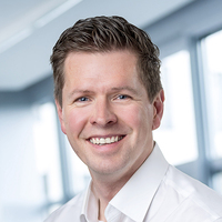 Dr. Manuel Schrapers